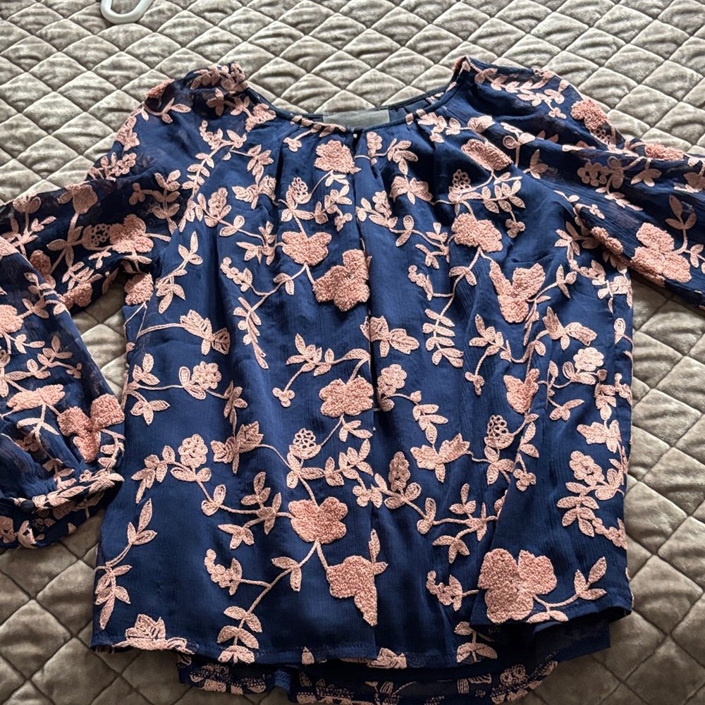 Sundance Boutique Navy and Pink Embroidered Top